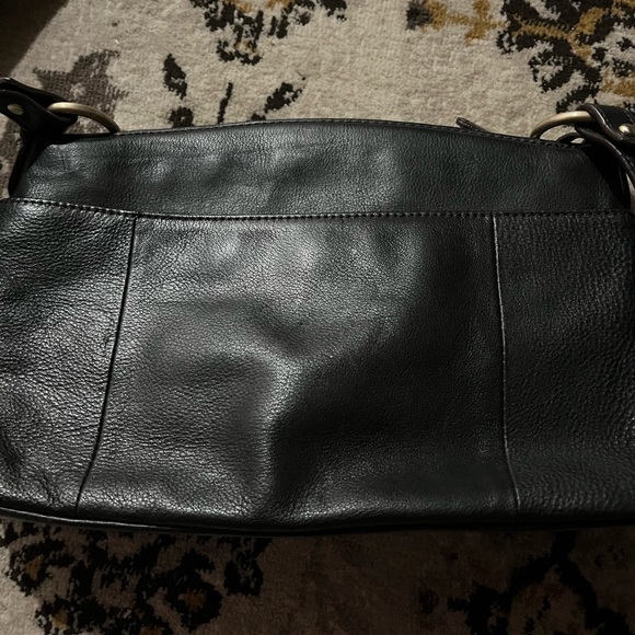 Etienne Aigner leather shoulder bag - Picture 6 of 6